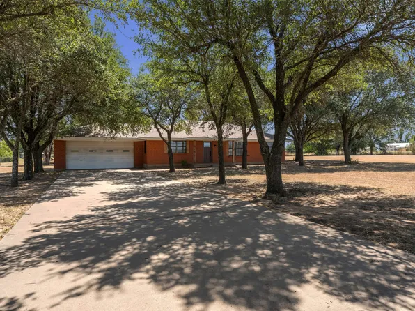 805 S Swanson Rd, Mineral Wells, TX 76067
