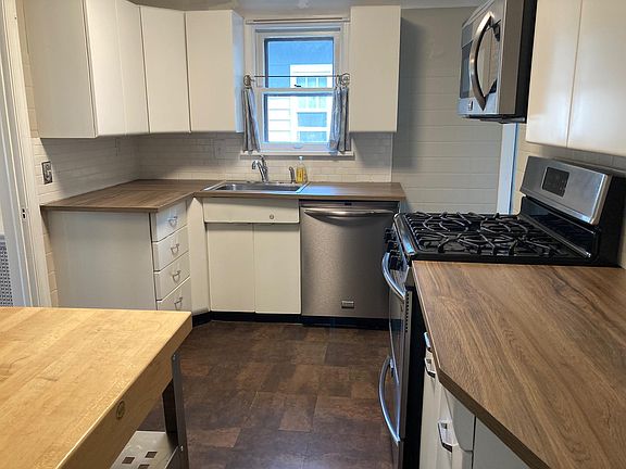 5th image of 6147 Indianola Ave