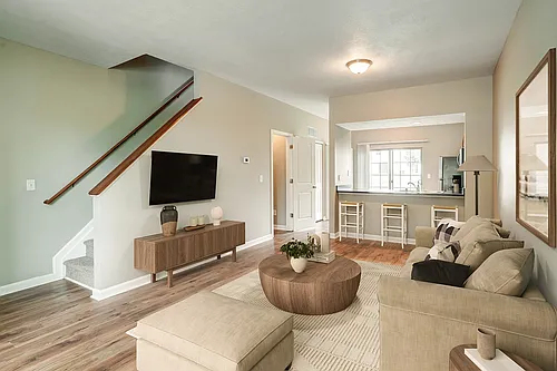 Riverford Crossing Apartments Photo 1