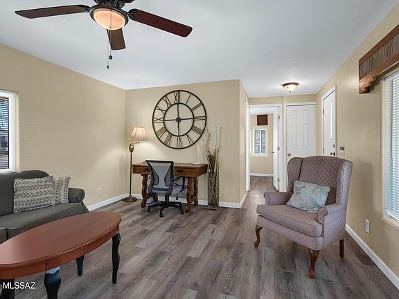 2nd image of 1924 W Desert Broom Ln