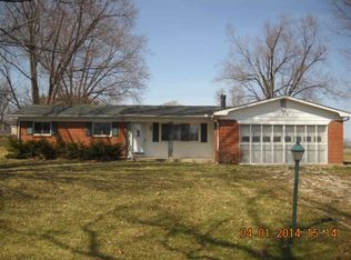 8588 W Coleman St, Merom, IN 47861