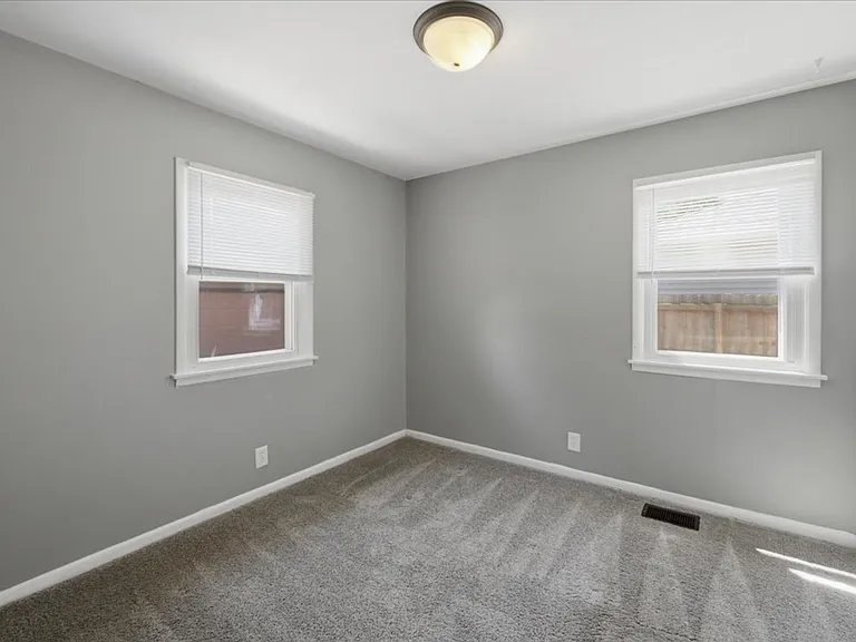 3057 Dawson St — Photo 10