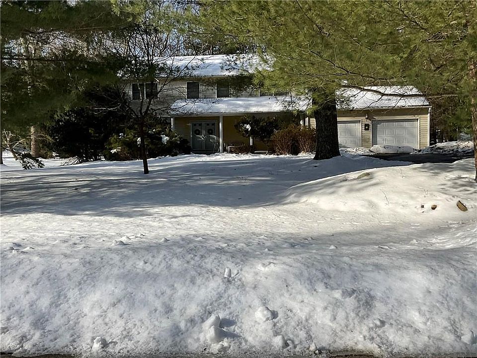 1st image of 25 Lynn Cir