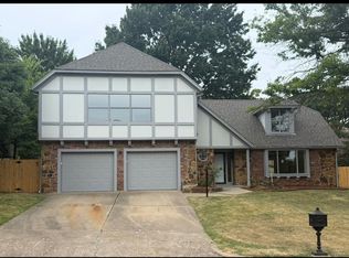 6240 S Richmond Ave, Tulsa, OK 74136