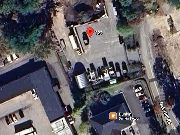 2nd image of 124 Oak Hill Rd
