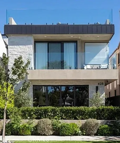428 Fernleaf Ave — Photo 2