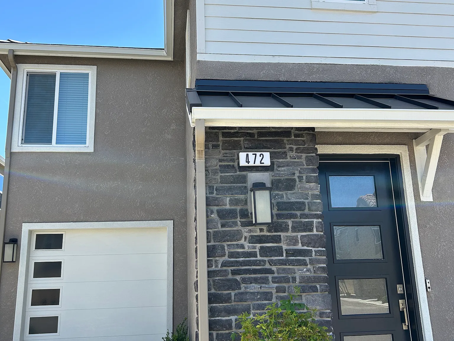 472 Pioneer Ln — Photo 2