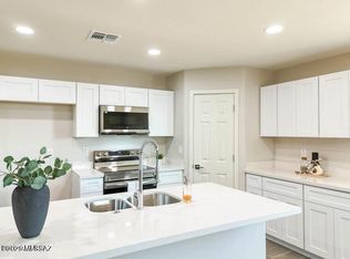 15438 S Overfield Rd, Arizona City, AZ 85123