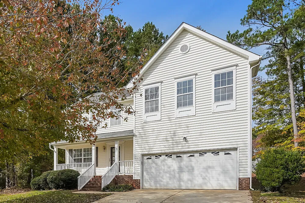 3 bed, 2.5 bath, 2280 sqft, $2,485 — Photo 1