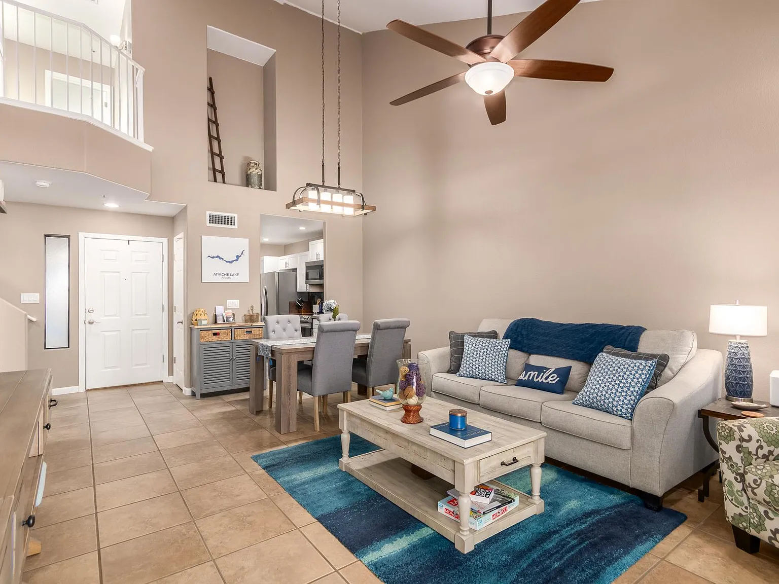 1106 W Mango Dr — Photo 3