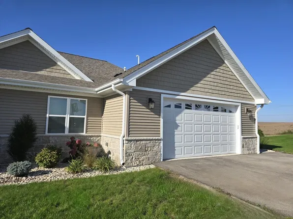 211 NW 3rd #B, Monroe, WI 53566