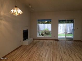 86 NW 33rd St UNIT E, Newport, OR