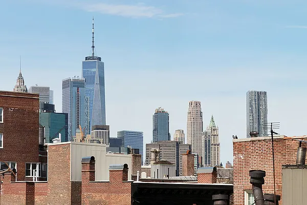 Sold by Compass | media 22