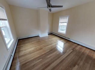 64 Walden St #2R, Cambridge, MA 02140