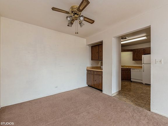 3rd image of 5450 Astor Ln Unit 315