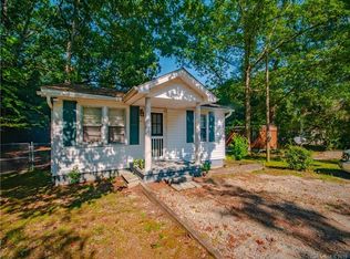 202 Bell Ave, East Flat Rock, NC 28726