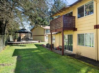2008 Evergreen Park Dr SW #405, Olympia, WA 98502
