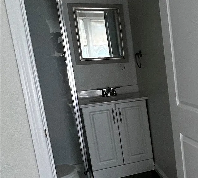 2710 Raymond Ave — Photo 16