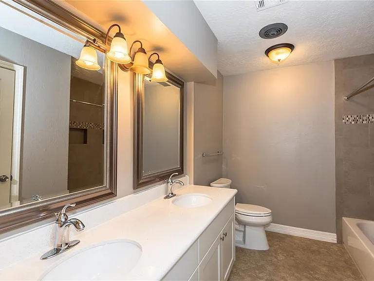 7403 Tall Pines Dr — Photo 17