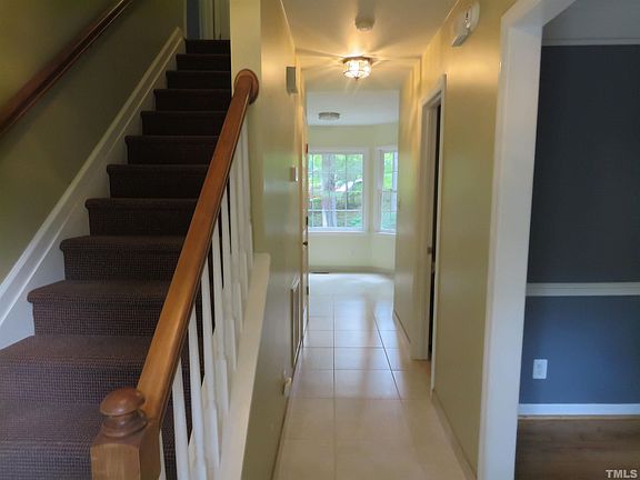 3rd image of 616 Lafayette Dr