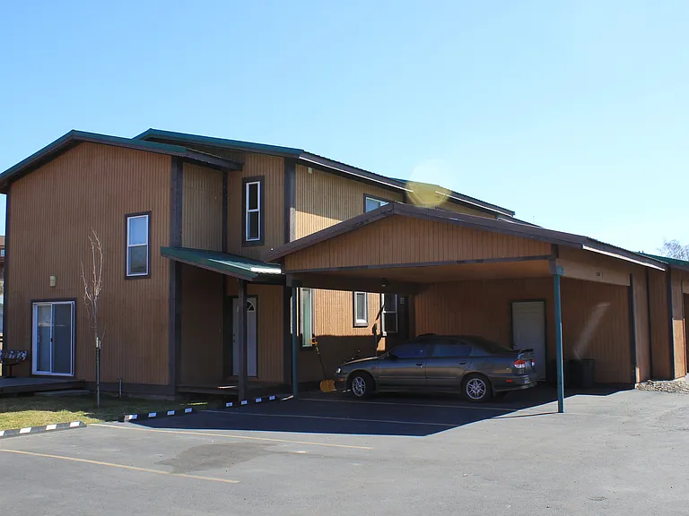 1304 N Brooklane St — Photo 3
