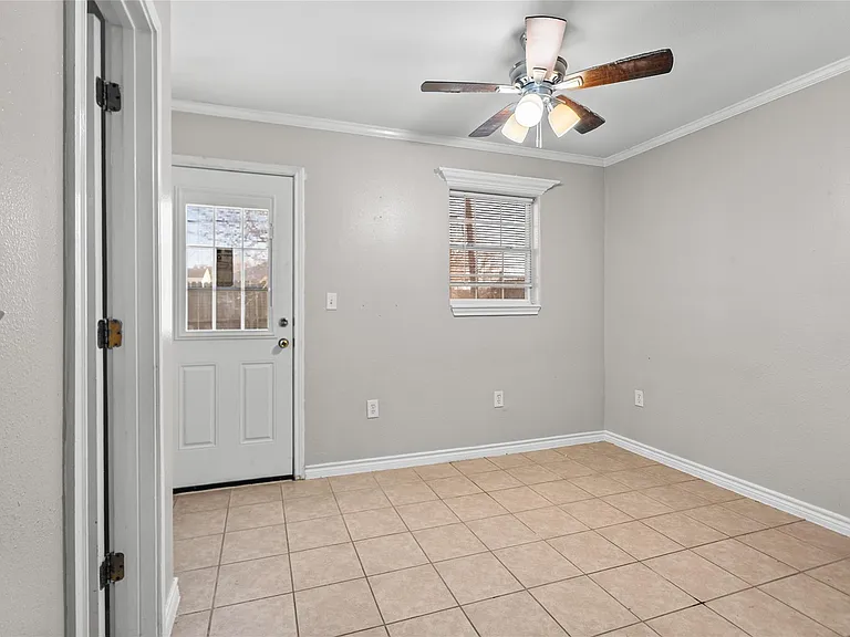7900 Tri City Beach Rd #B — Photo 13