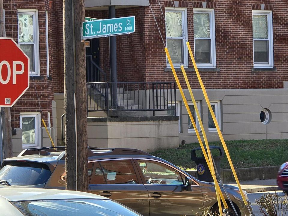 2nd image of 1481 Saint James Ct #C