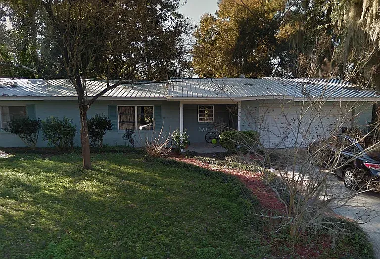 3 bed, 1250 sqft, $1,825 — Photo 1