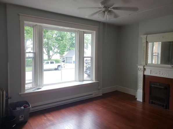 1224 N Main St APT 1