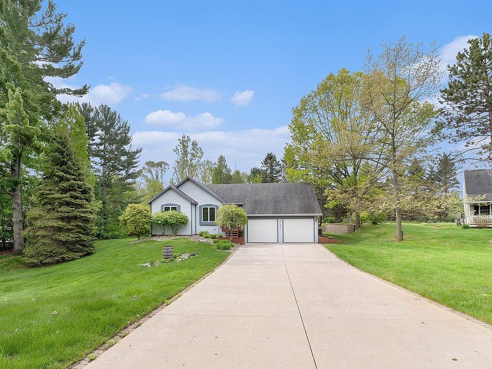 2nd image of 8123 Silver Cove Dr