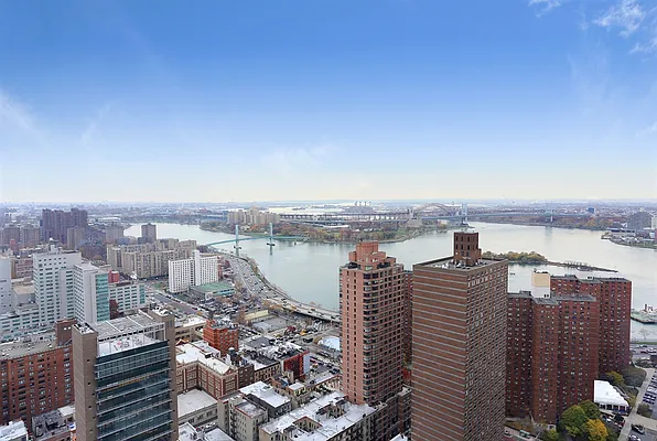 Sold by Corcoran | media 1