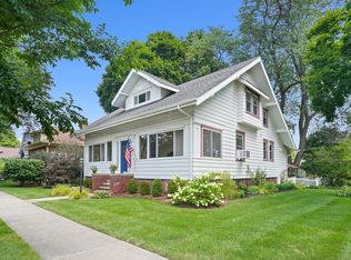401 N Pine Ave, Arlington Heights, IL