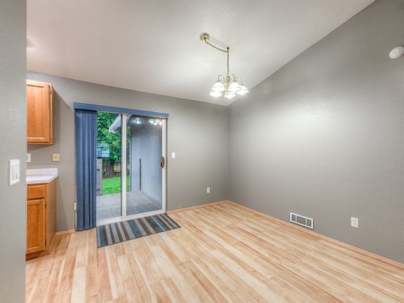 5th image of 14227 39th Dr NW