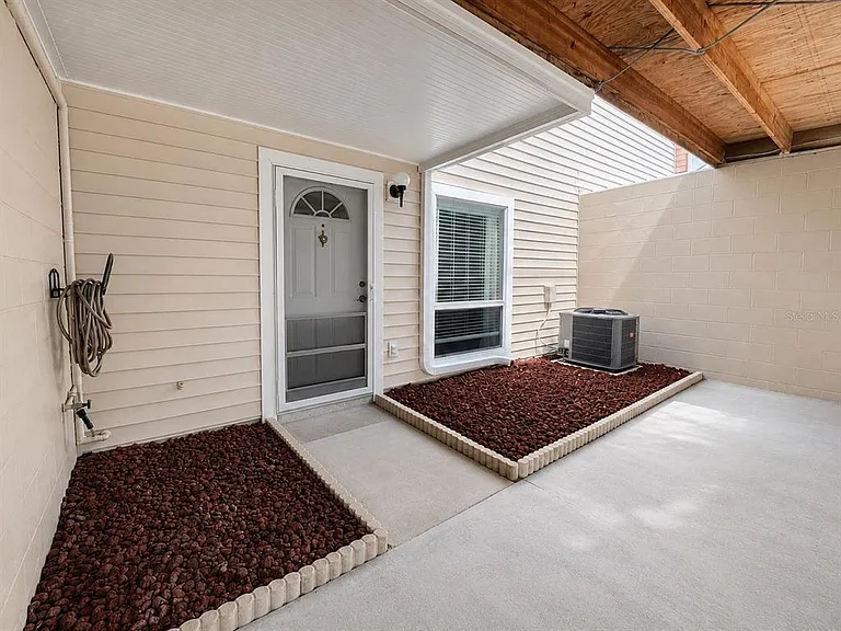 11905 Cypress Vis — Photo 33