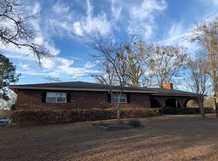 704 Old River Rd, Uvalda, GA 30473