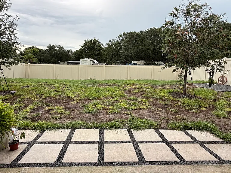 1233 Chester Ave — Photo 34