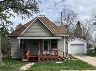 235 N Stockton St, Stockton, IL 61085
