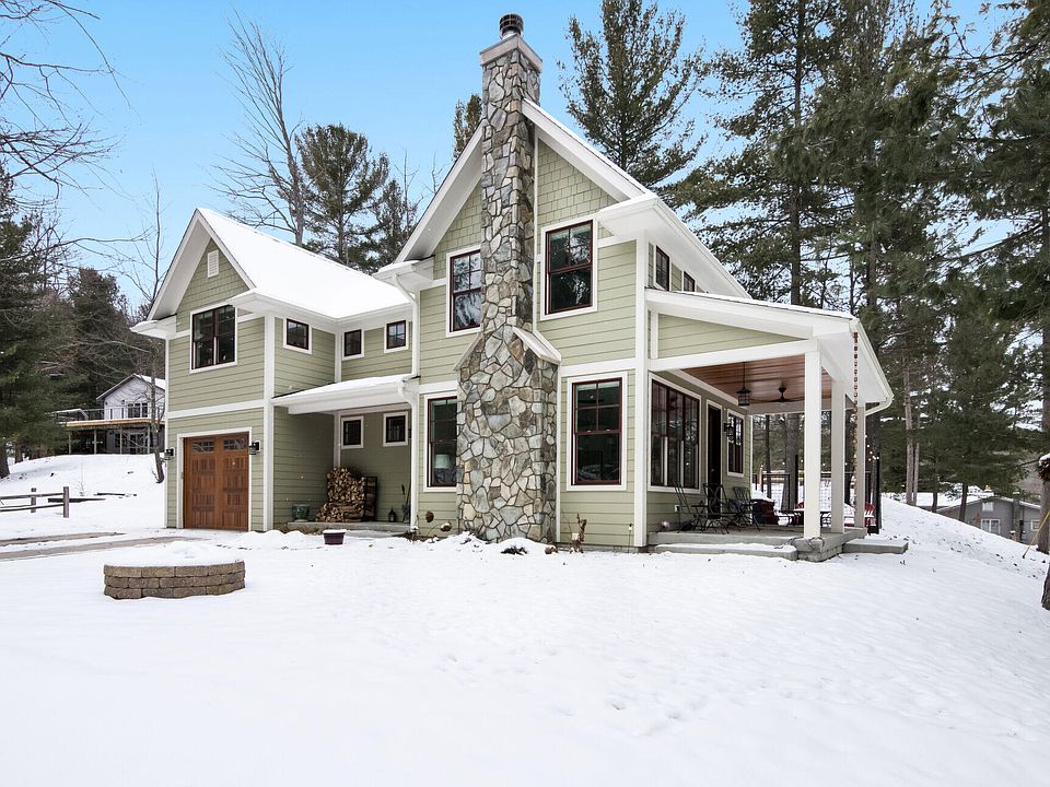 1st image of 2355 Barbeau Dr