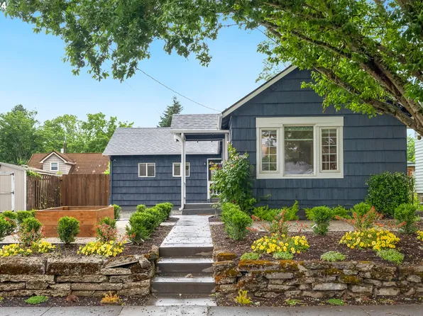 4203 SE Liebe St, Portland, OR 97206