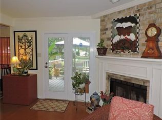 635 Colbert St, Mandeville, LA 70448