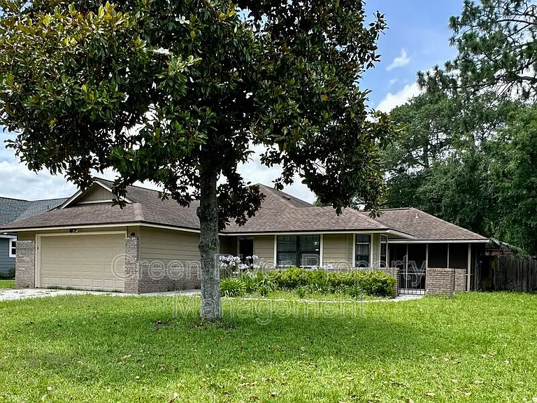 3288 Deerfield Pointe Dr — Photo 1