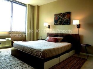 200 Grand St, Jersey City, NJ 07302