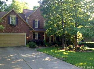 11526 Falling Leaves Dr, Charlotte, NC 28277