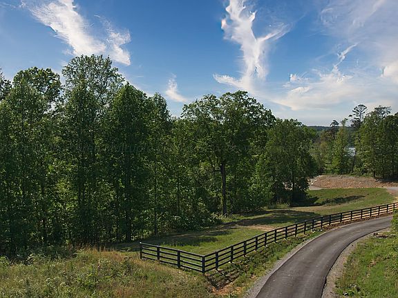 5th image of 125 County Road 2102