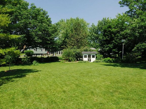 Matching Play/Garden House