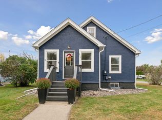 217 Grove Ave N, Silver Lake, MN 55381