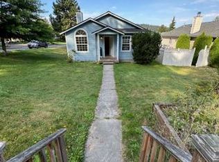 144 44th St, Bellingham, WA 98229