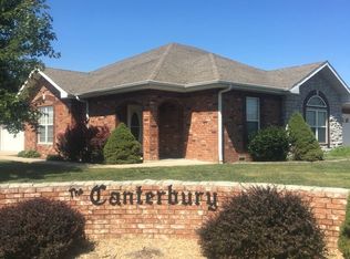 1335 Dara Dr, Lebanon, MO --