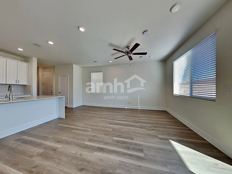 137 Nico Azalea Ln — Photo 6