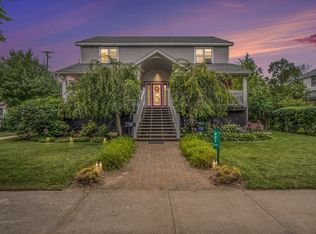 401 N Robert St, Ludington, MI 49431